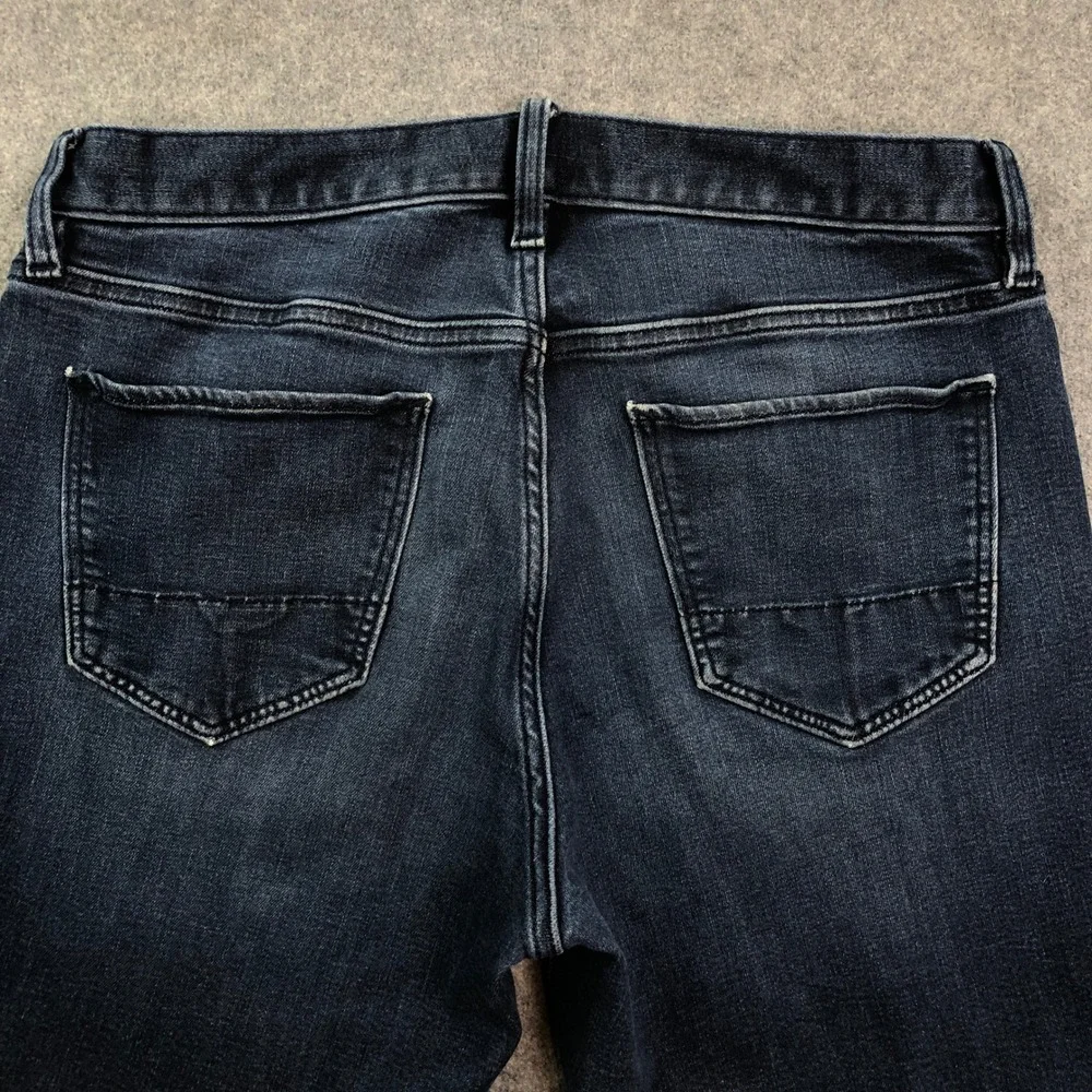 Banana Republic Mens Travel Jean 33x32 (Fits 33x29) Athletic Fit Dark Wash Blue